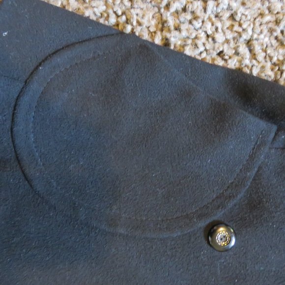 Black jacket - Picture 2 of 6